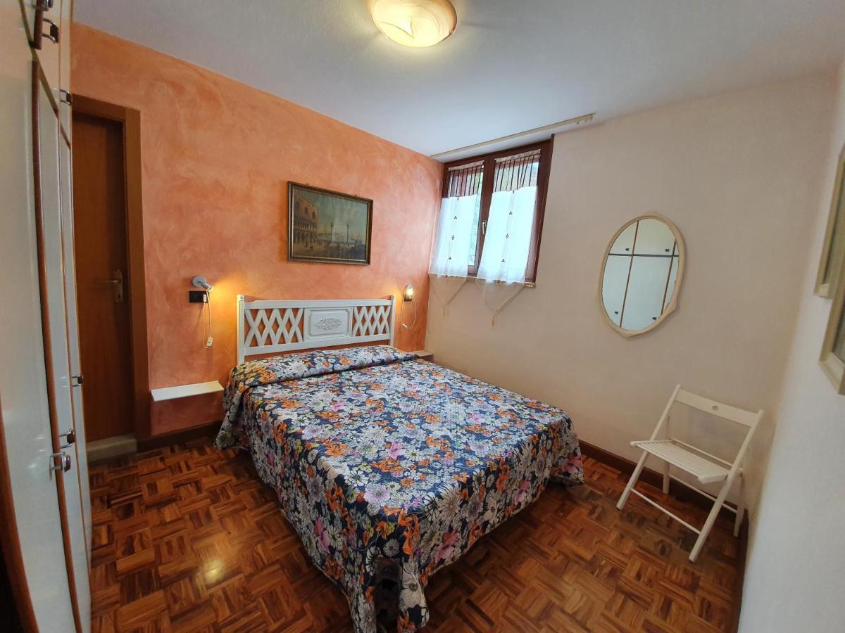 Casa Valenti Apartamento Brenzone sul Garda Exterior foto