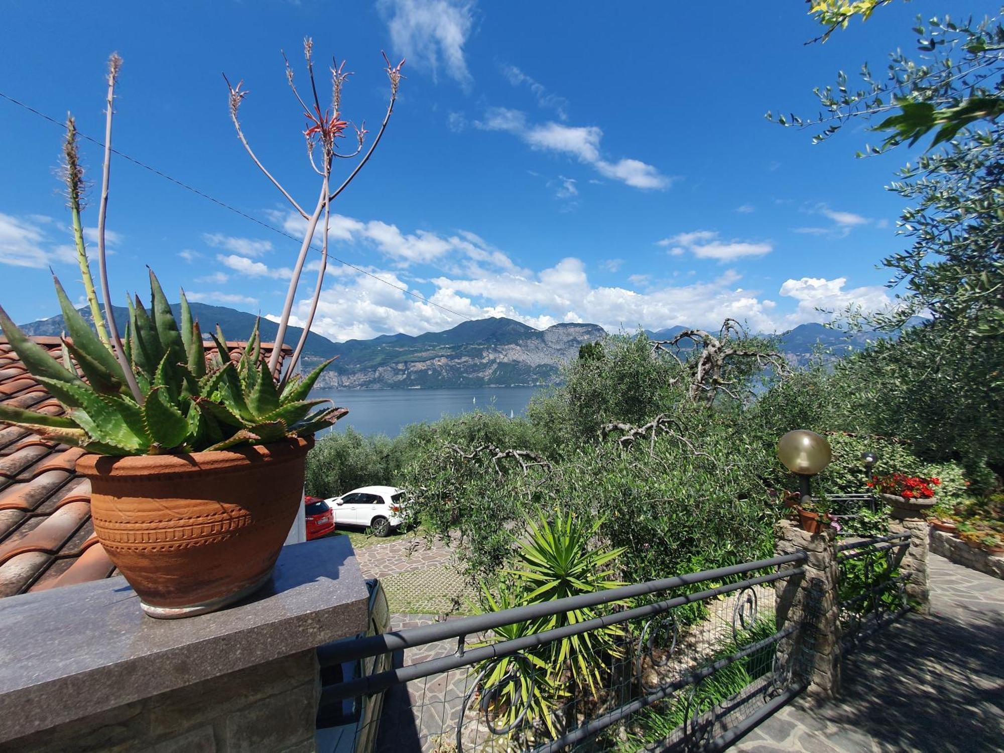 Casa Valenti Apartamento Brenzone sul Garda Exterior foto