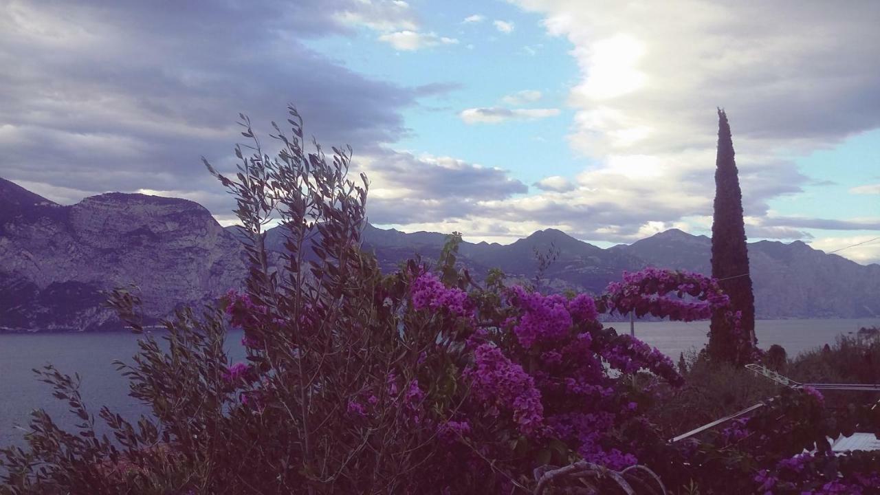 Casa Valenti Apartamento Brenzone sul Garda Exterior foto