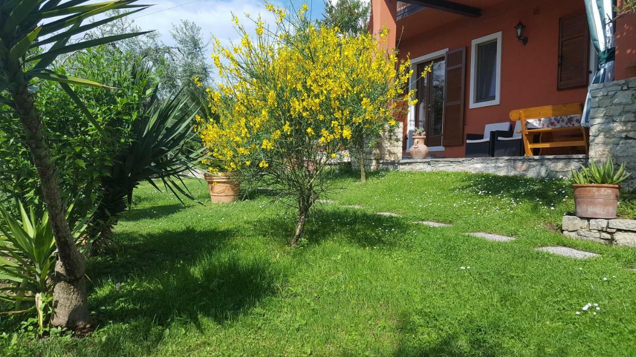 Casa Valenti Apartamento Brenzone sul Garda Exterior foto