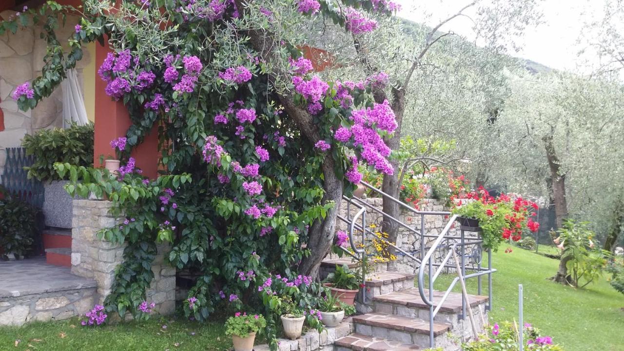 Casa Valenti Apartamento Brenzone sul Garda Exterior foto
